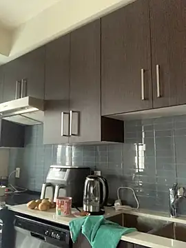 holyeroticss online show from March 11, 8:04 pm