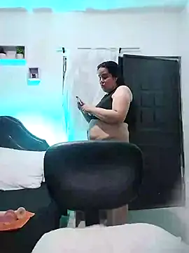Snapshot of lunanataly chatting on January 28, 7:21 pm lunanataly online show from January 28, 7:21 pm