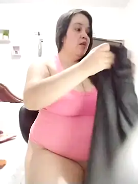 Snapshot of lunanataly chatting on February 8, 10:40 pm lunanataly online show from February 8, 10:40 pm