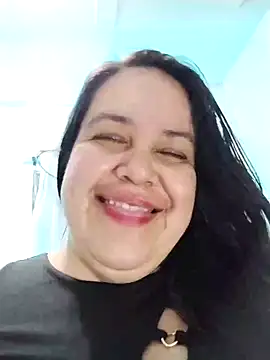 Snapshot of lunanataly chatting on February 15, 10:52 pm lunanataly online show from February 15, 10:52 pm