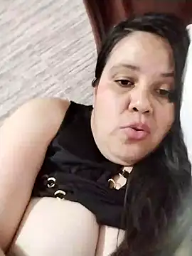 Snapshot of lunanataly chatting on February 25, 11:44 pm lunanataly online show from February 25, 11:44 pm
