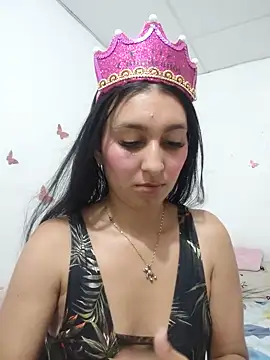 Alyson0001 online show from August 1, 9:57 pm