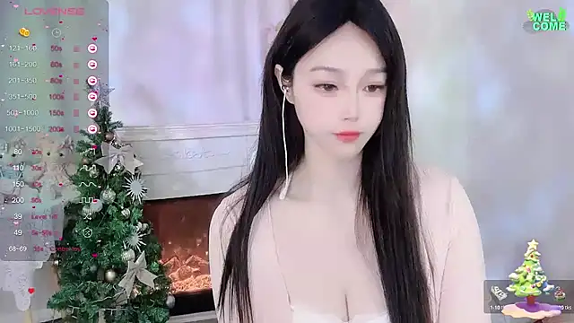 Snapshot of Kiss-18 chatting on December 18, 1:02 pm Kiss-18 online show from December 18, 1:02 pm