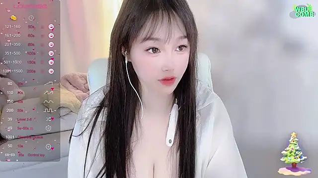 Snapshot of Kiss-18 chatting on March 17, 4:33 pm Kiss-18 online show from March 17, 4:33 pm