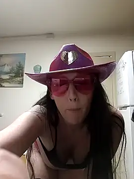 Snapshot of PhatAss_Kummmilla chatting on January 26, 8:13 pm PhatAss Kummmilla online show from January 26, 8:13 pm