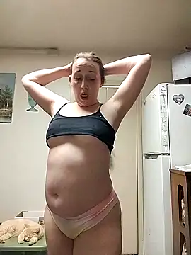 Snapshot of PhatAss_Kummmilla chatting on March 18, 11:30 am PhatAss Kummmilla online show from March 18, 11:30 am