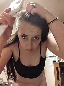 Snapshot of PhatAss_Kummmilla chatting on March 23, 3:43 am PhatAss Kummmilla online show from March 23, 3:43 am