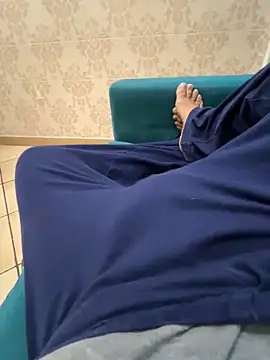 Snapshot of Teloficco chatting on December 1, 11:04 pm Teloficco online show from December 1, 11:04 pm