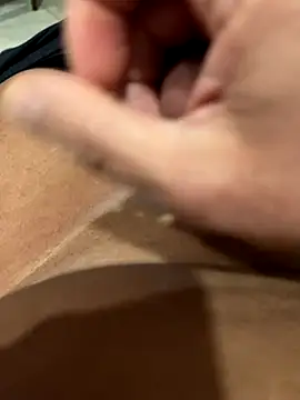 Snapshot of Teloficco chatting on November 24, 12:54 am Teloficco online show from November 24, 12:54 am