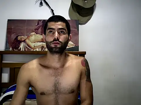 hideonbush051 online show from October 14, 12:55 am