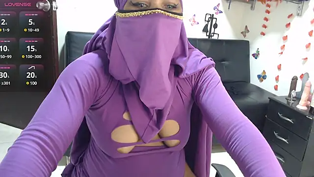 Aaliyah brown online show from February 13, 8:06 am