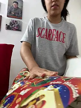 Snapshot of Salome_golvert chatting on December 24, 11:55 pm Salome golvert online show from December 24, 11:55 pm