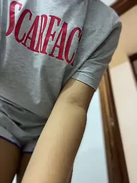 Snapshot of Salome_golvert chatting on December 31, 4:14 pm Salome golvert online show from December 31, 4:14 pm