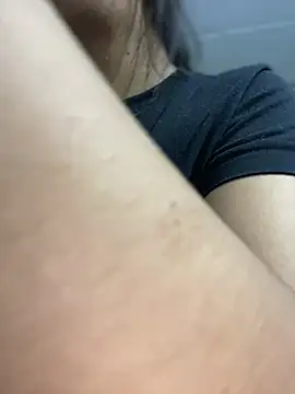 Snapshot of Salome_golvert chatting on March 11, 12:11 am Salome golvert online show from March 11, 12:11 am