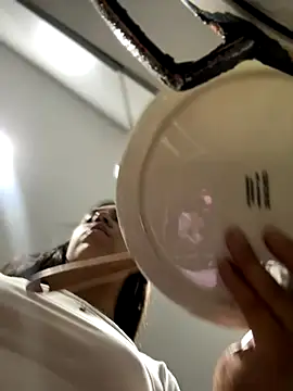 Snapshot of Salome_golvert chatting on September 11, 12:22 am Salome golvert online show from September 11, 12:22 am