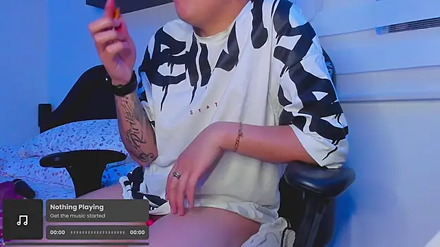 Snapshot of Sexyboy_666 chatting on September 20, 5:52 am Sexyboy 666 online show from September 20, 5:52 am