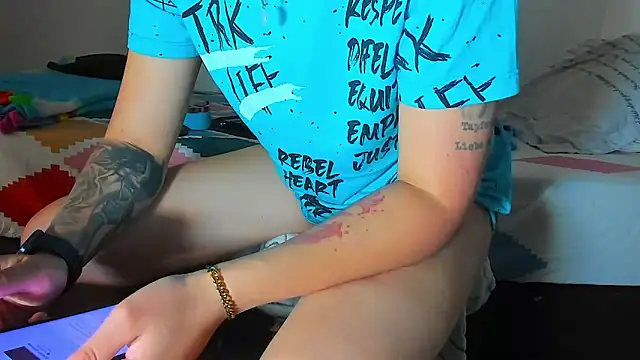 Sexyboy 666 online show from December 16, 1:38 pm