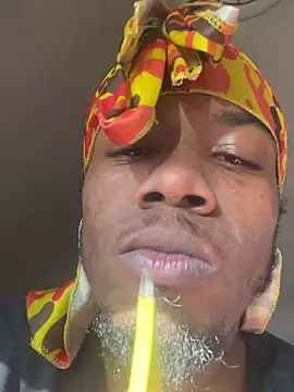 Snapshot of SlimeCrownzOut5 chatting on January 24, 9:15 pm SlimeCrownzOut5 online show from January 24, 9:15 pm