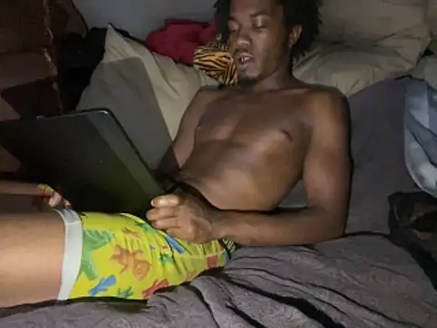 Snapshot of SlimeCrownzOut5 chatting on November 7, 7:41 am SlimeCrownzOut5 online show from November 7, 7:41 am