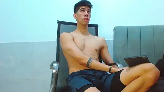 jhony-sex online show from June 19, 8:18 am