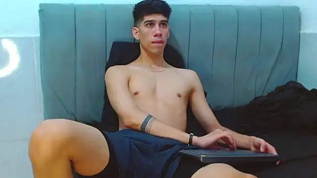 jhony-sex online show from July 22, 8:17 am