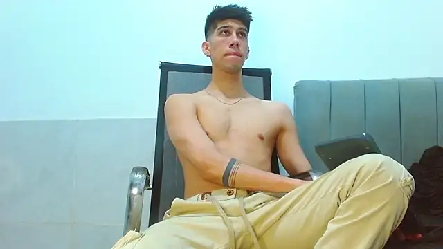 jhony-sex online show from July 30, 7:40 am