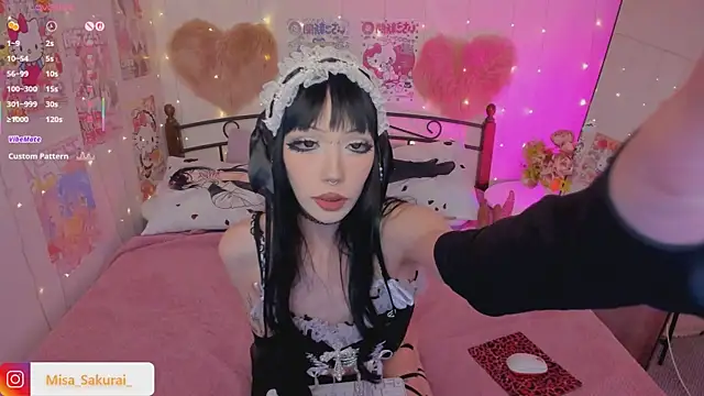 Snapshot of Misa_Sakurai chatting on November 20, 10:15 am Misa Sakurai online show from November 20, 10:15 am