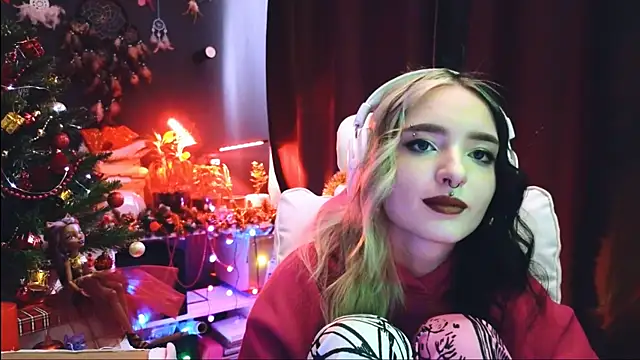 Avi Nile online show from December 25, 5:37 am