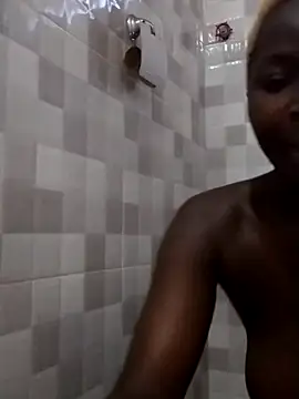 Snapshot of JemaimaPrincess chatting on February 3, 4:35 am JemaimaPrincess online show from February 3, 4:35 am