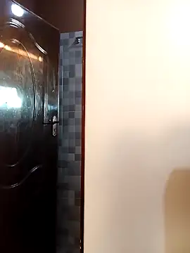 Snapshot of JemaimaPrincess chatting on February 14, 3:43 am JemaimaPrincess online show from February 14, 3:43 am