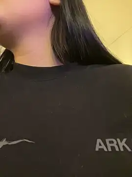 Snapshot of IrisBaker chatting on October 28, 9:17 pm IrisBaker online show from October 28, 9:17 pm