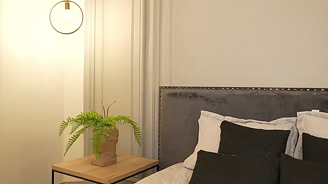 Snapshot of IrisBaker chatting on November 27, 9:06 pm IrisBaker online show from November 27, 9:06 pm