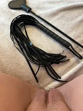 Leanaa Jolly online show from February 11, 3:29 pm