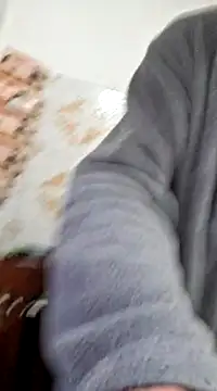 Snapshot of Huncutkuki chatting on February 5, 5:52 am Huncutkuki online show from February 5, 5:52 am