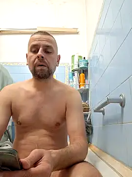 Snapshot of Huncutkuki chatting on February 7, 4:35 pm Huncutkuki online show from February 7, 4:35 pm