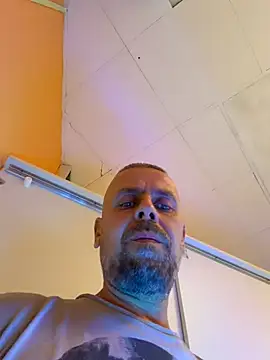 Snapshot of Huncutkuki chatting on November 6, 5:36 pm Huncutkuki online show from November 6, 5:36 pm