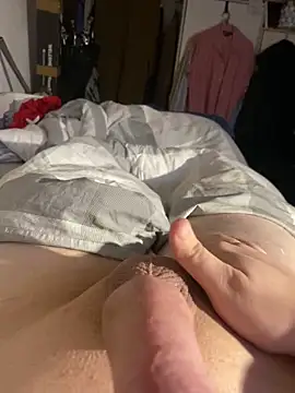 Snapshot of bigschlong290 chatting on February 21, 5:03 pm bigschlong290 online show from February 21, 5:03 pm