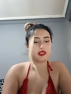 Snapshot of afrodizyak chatting on February 13, 11:17 am afrodizyak online show from February 13, 11:17 am