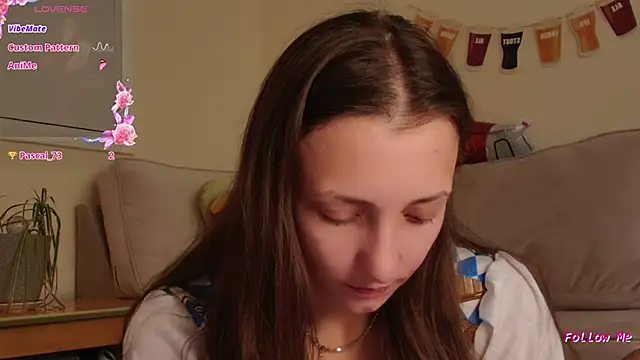 Milky flexy cat online show from September 25, 12:09 pm