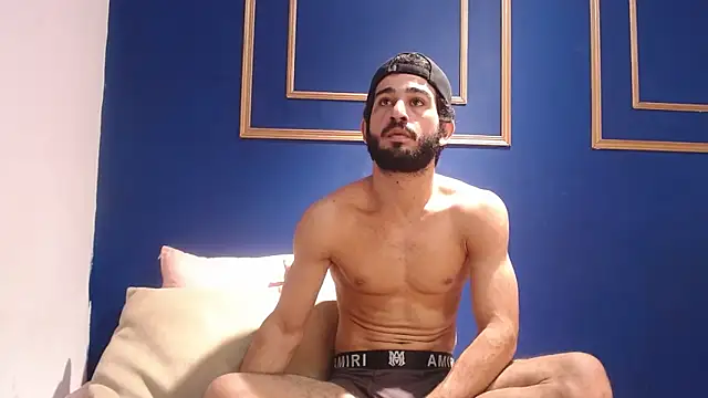 Moon and aaron online show from March 18, 3:53 am