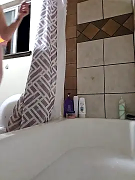 Snapshot of Paynted_Lady chatting on November 22, 8:24 am Paynted Lady online show from November 22, 8:24 am