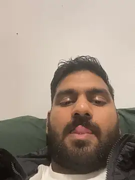 Snapshot of hard_dick011 chatting on January 1, 10:03 pm hard dick011 online show from January 1, 10:03 pm