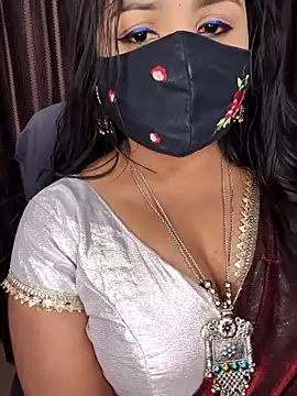 Snapshot of Tanvi-patil chatting on November 30, 5:28 pm Tanvi-patil online show from November 30, 5:28 pm