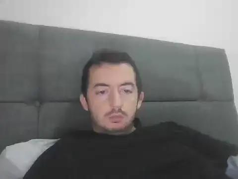 laynufff online show from November 16, 6:52 am