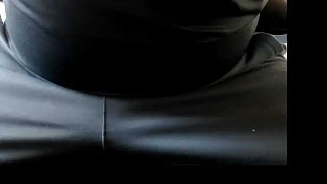 Snapshot of stratos009 chatting on November 30, 8:29 am stratos009 online show from November 30, 8:29 am