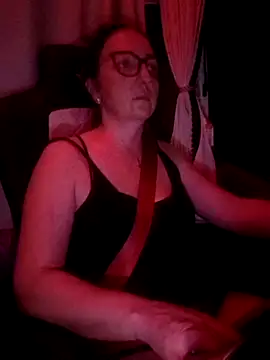 Snapshot of cuplubijoanna chatting on February 13, 2:23 am cuplubijoanna online show from February 13, 2:23 am