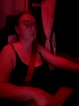 Snapshot of cuplubijoanna chatting on March 1, 12:39 am cuplubijoanna online show from March 1, 12:39 am