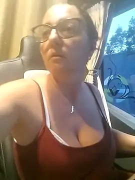 Snapshot of cuplubijoanna chatting on September 9, 5:29 am cuplubijoanna online show from September 9, 5:29 am