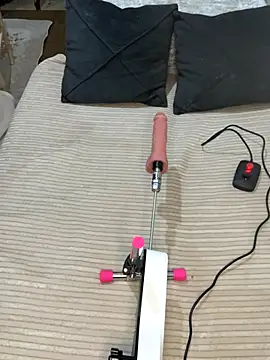 Olgundolgun33 online show from October 5, 7:12 pm