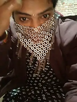 Snapshot of Simaran_bhabhi chatting on February 13, 12:43 pm Simaran bhabhi online show from February 13, 12:43 pm